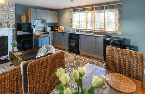 Tain Cottage | 3 bedroom accommodation in Tain