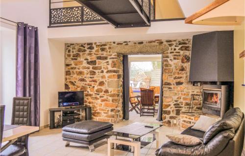 Vasteville House | 3 Bedroom Amazing Home In La Hague