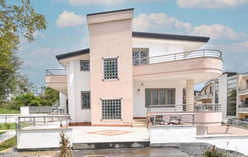 Pozzovetere House | 3 Bedroom Amazing Home In Caserta