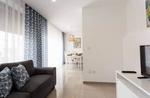 Barra Condo | 3 bedroom apartment on the seafront