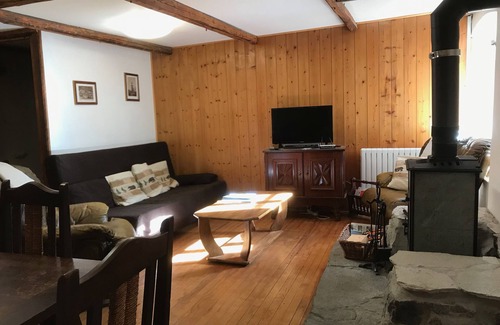 Vallouise-Pelvoux Apartment | 3 bedroom apartment in Vallouise near the village center - "Wave"