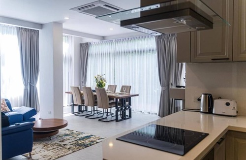 Karon Apartment | 3 Bedroom Apartment Premium 181м² 300m from the sea