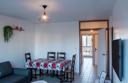Annemasse Apartment | 3-Bedroom Apartment for 6 People - Near Geneva - 2 Stars