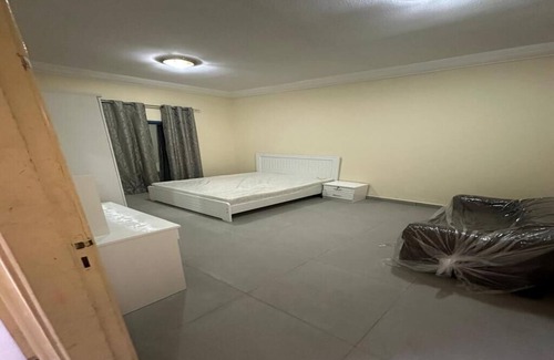 Al Nahda Apartment | 3-bedroom apartment in marvelous Sharjah with WiFi, AC