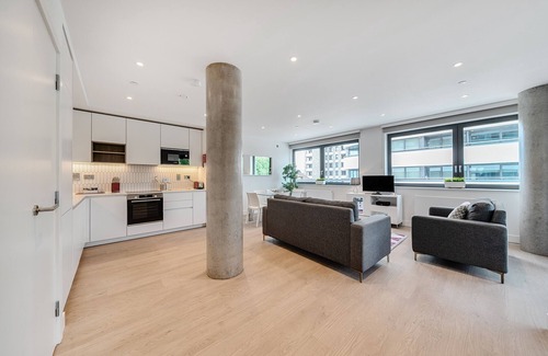 Wembley Central Apartment | 3 bedroom apartment in Wembley