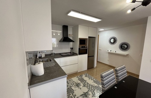 Vera House | 3 bedroom apartment with swimming pool, tennis and beach