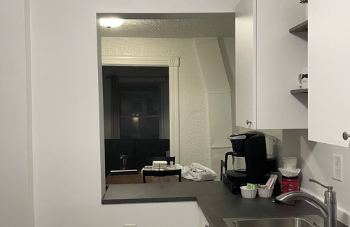 Fort Wayne Apartment | 3-bedroom apt with central ac , Downtown unit2 walking distance Fort Wayne.