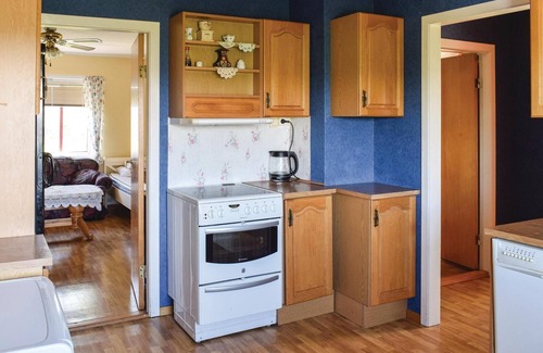 Giske Apartment | 3 bedroom awesome apartment in Giske