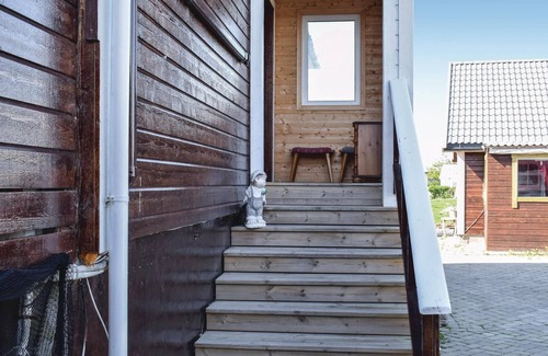 Giske Apartment | 3 bedroom awesome apartment in Giske