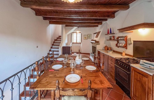 Papiano di Stia House | 3 bedroom awesome home in Papiano