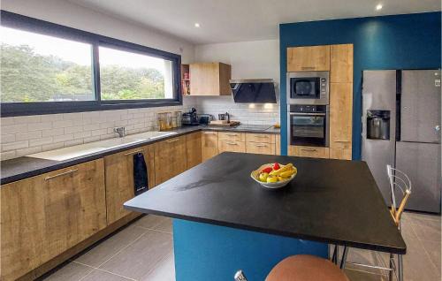 Vertou House | 3 Bedroom Beautiful Home In Vertou