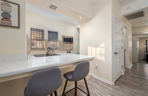 Sam Hughes House | 3-bedroom bungalow in superb Central Tucson location walking distance to U of A.