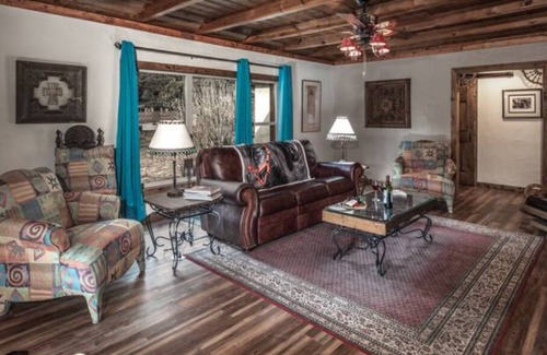 Ruidoso House | 3 Bedroom Cabin - Sleeps 6
