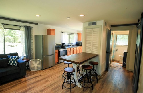 Athelstane Cabin | 3 bedroom cabin with private access to 2000 feet of river frontage