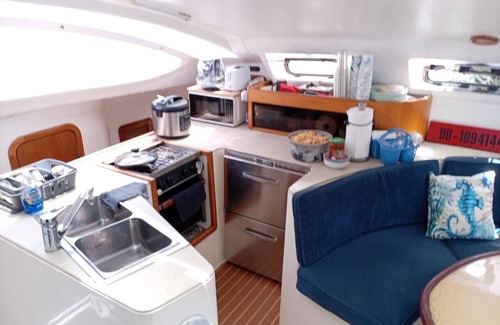 Marathon Boat Rental | 3 bedroom Catamaran Sailboat in delightful Marathon W/AC - Vacation on the move