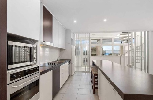 Northern Rivers Apartment | 3 Bedroom Central Beachside Kingscliff Apartment with Pool