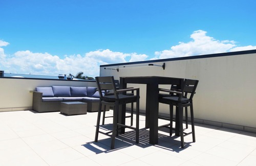 Northern Rivers Apartment | 3 Bedroom Central Beachside Kingscliff Apartment with Pool