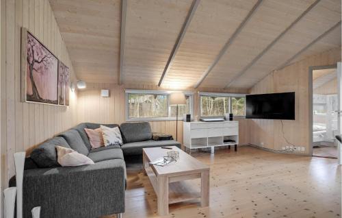 Hojslev House | 3 Bedroom Cozy Home In Højslev