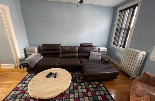 Hill East House | 3-bedroom D.C. row house with parking, Metro across the street! WOW