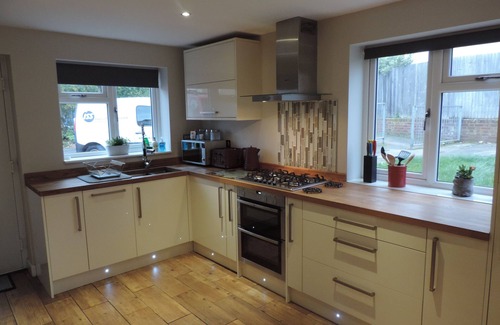Rushmoor District House | 3 Bedroom Farnborough Airport Accommodation