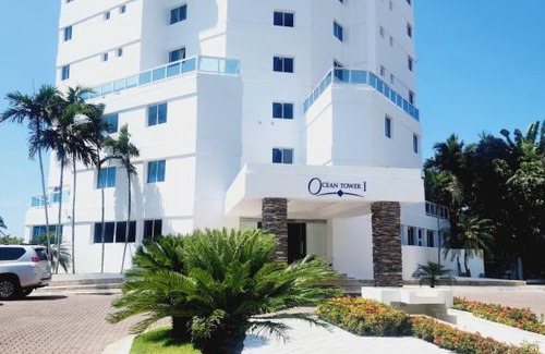 Villas Del Mar Apartment | 3 bedroom, front of the beach and pool