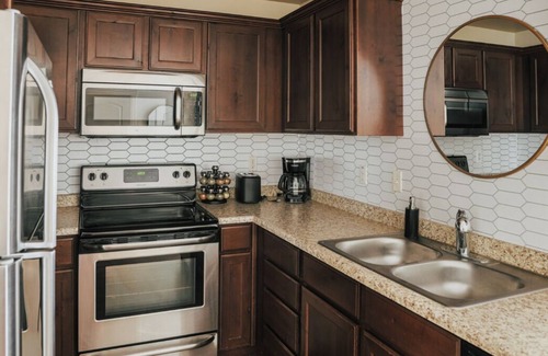 Central Business District House | 3 Bedroom Getaway in the Heart of Provo - Sleeps 7