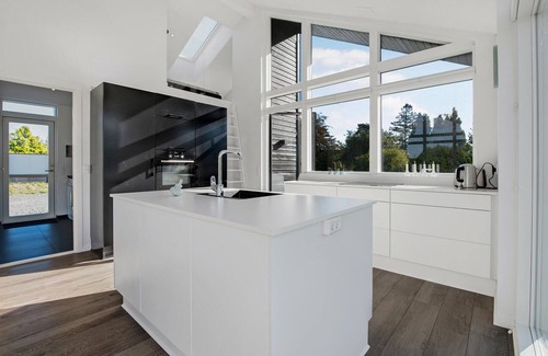 Øer Strand House | 3 bedroom gorgeous home in Ebeltoft