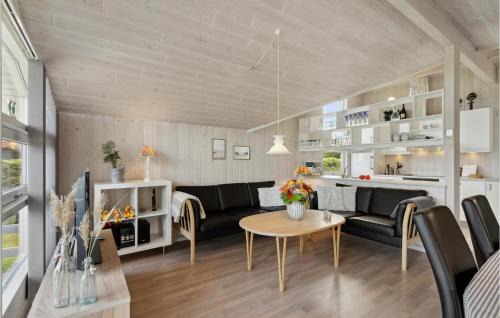 Hvalpsund House | 3 Bedroom Gorgeous Home In Farsø
