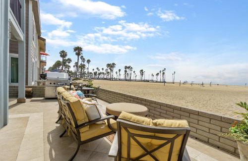 Balboa Peninsula House | 3 Bedroom Home in Balboa - Walk to Pier & Restaurants