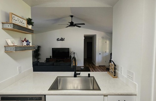 Richland House | 3-bedroom home in the quiet and peaceful Waynesville area.