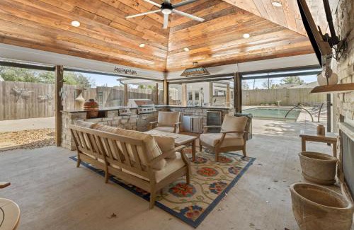 Prien House | 3 Bedroom Home with Pool