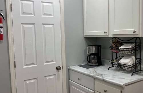 Old North Columbus House | 3 Bedroom House, Central Columbus, convenient to Ohio State Campus