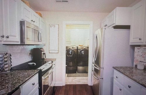 Huntsville House | 3-bedroom house in awesomeve entertainment and easy access to 565.