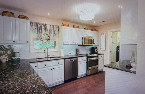 Huntsville House | 3-bedroom house in awesomeve entertainment and easy access to 565.