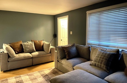 Buffalo House | 3-bedroom house in awesome South Buffalo with AC/Heat, WiFi