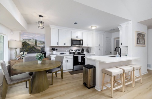 Mesa Ridge House | 3-bedroom house in cool Round Rock with WiFi, AC. Beautifully decorated!