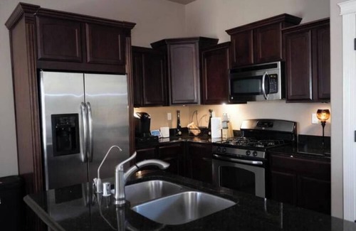 Biggs Field House | 3-bedroom house in charming El Paso with AC, fitness room, WiFi, Gated community