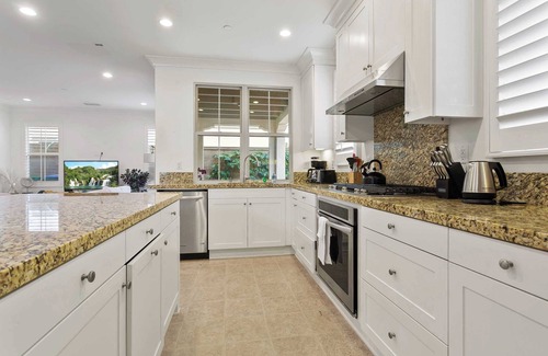 Cypress Village House | 3-bedroom house in charming Irvine with WiFi, AC. Start your vacation now #110