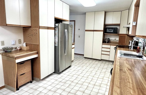 Mapleton House | 3-bedroom house in delightful Mapleton with AC, WiFi. Unwind and enjoy!