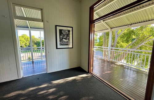 Bulimba House | 3 Bedroom House in heart of Bulimba
