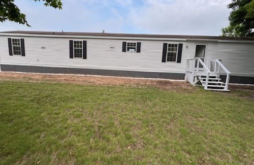 Naubinway House | 3-bedroom house in Rexton right on the ATV/snowmobile trails