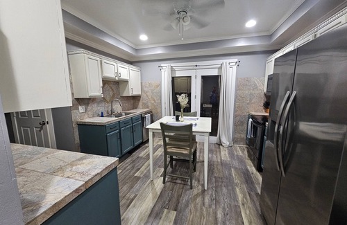 Benson House | 3-bedroom house in terrific Omaha with WiFi, AC