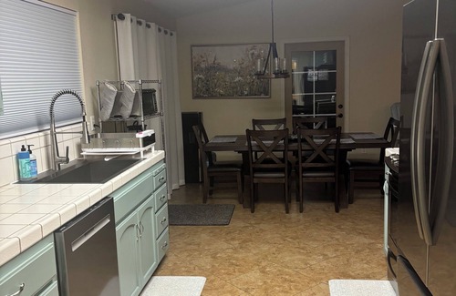 Three Rivers House | 3-bedroom house in tranquil Three Rivers with WiFi, AC. Enjoy nature