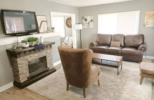 Oakland House | 3-bedroom house in wonderful Oakland with WiFi, AC