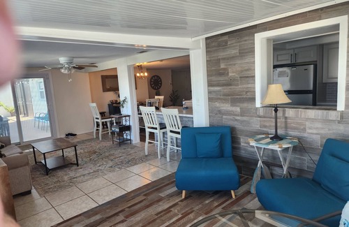 Port Richey House | 3 bedroom house located on a canal with direct gulf access