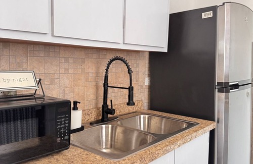 Sabana Abajo House | 3-bedroom house with Wifi available pool, 2 bathrooms, kitchen. for 6 people