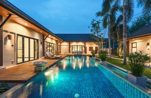 Choeng Thale Villa | 3-Bedroom Large Pool Villa With Garden