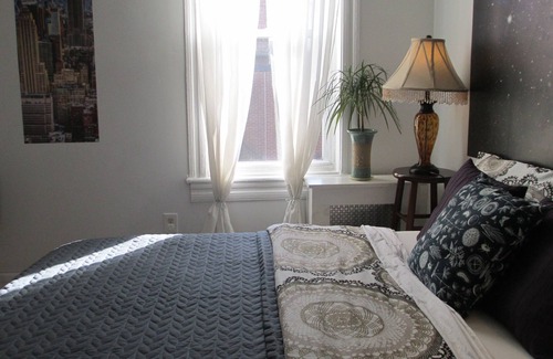 Marion House | 3 bedroom , Le Beinvenue 5minwalk To Path Station Jsq,12 Min To Wtc
