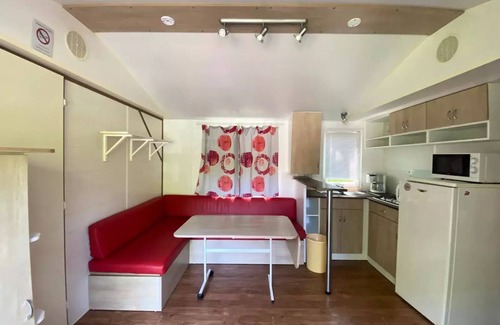 Saint-Pompont House | 3-bedroom mobile home - uncovered terrace sleeps 6