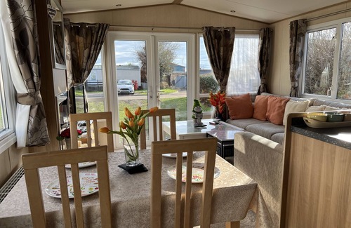 Harwich House | 3 bedroom modern caravan You will fine everything to fell at home